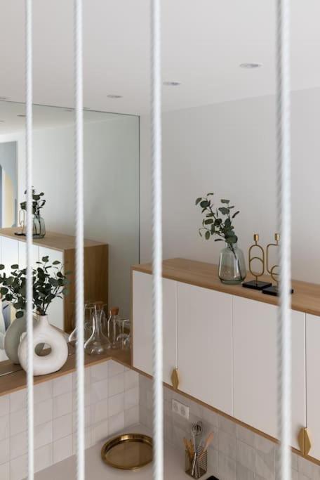 Bel Appartement D'Architecte Au Coeur De Paris Exterior photo